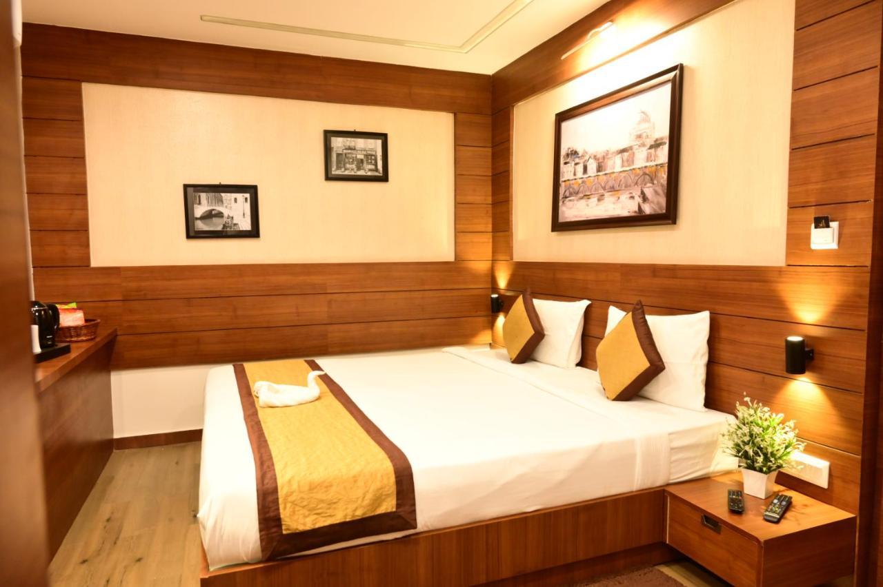 Hotel Silkhouse Premier Danapur المظهر الخارجي الصورة
