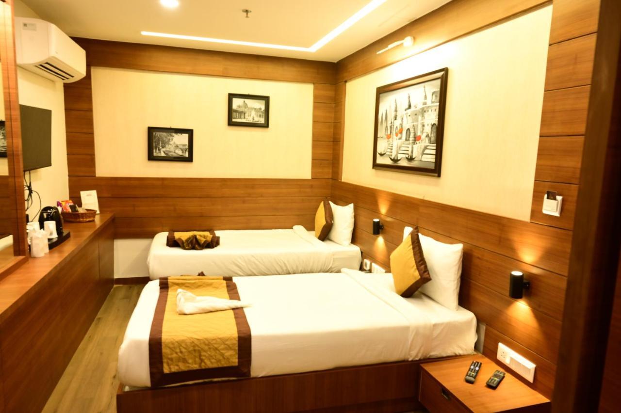 Hotel Silkhouse Premier Danapur المظهر الخارجي الصورة