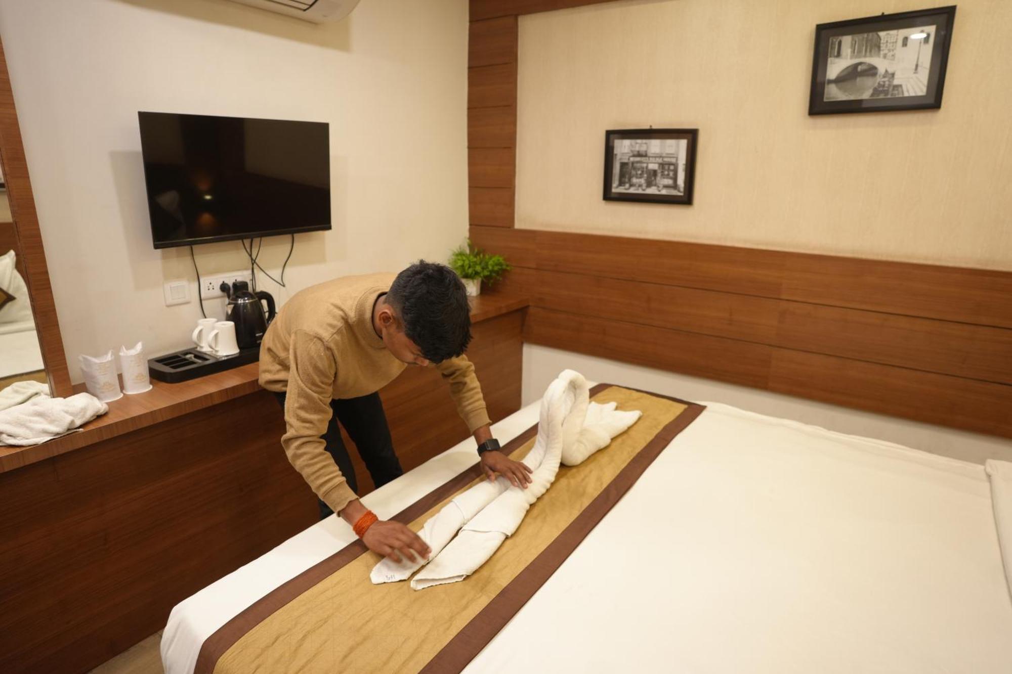 Hotel Silkhouse Premier Danapur المظهر الخارجي الصورة
