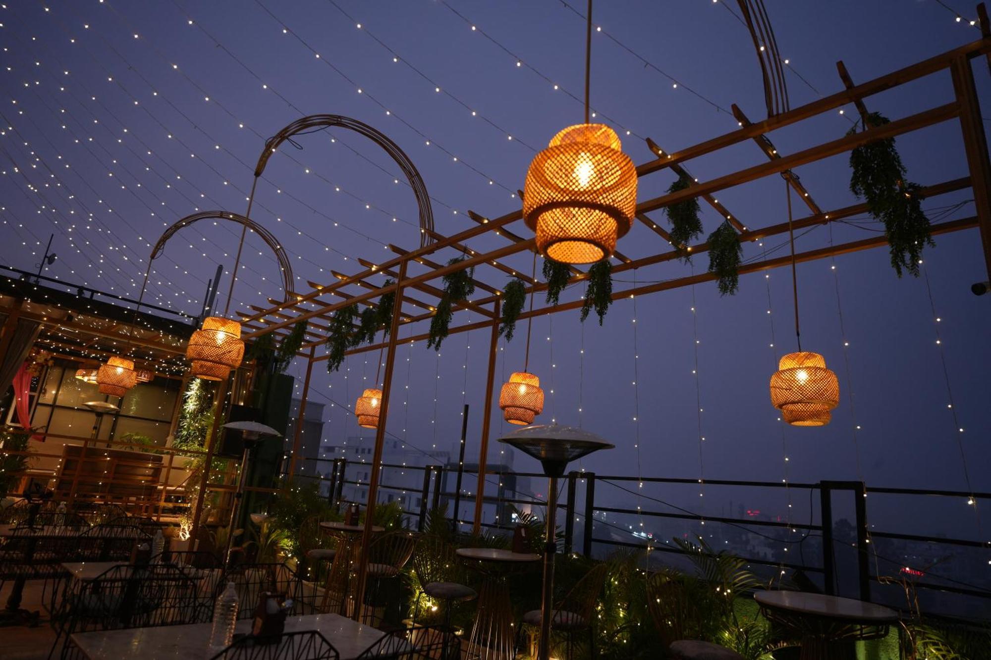 Hotel Silkhouse Premier Danapur المظهر الخارجي الصورة