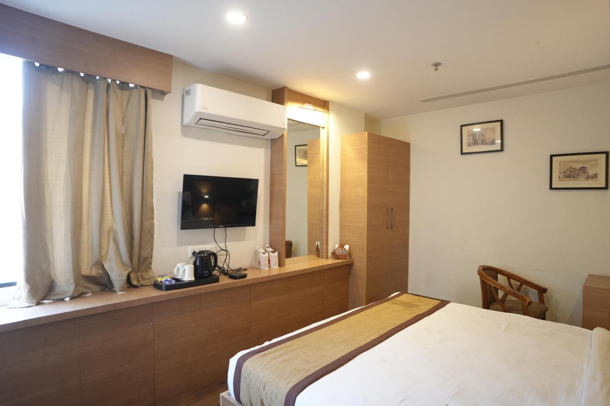 Hotel Silkhouse Premier Danapur المظهر الخارجي الصورة