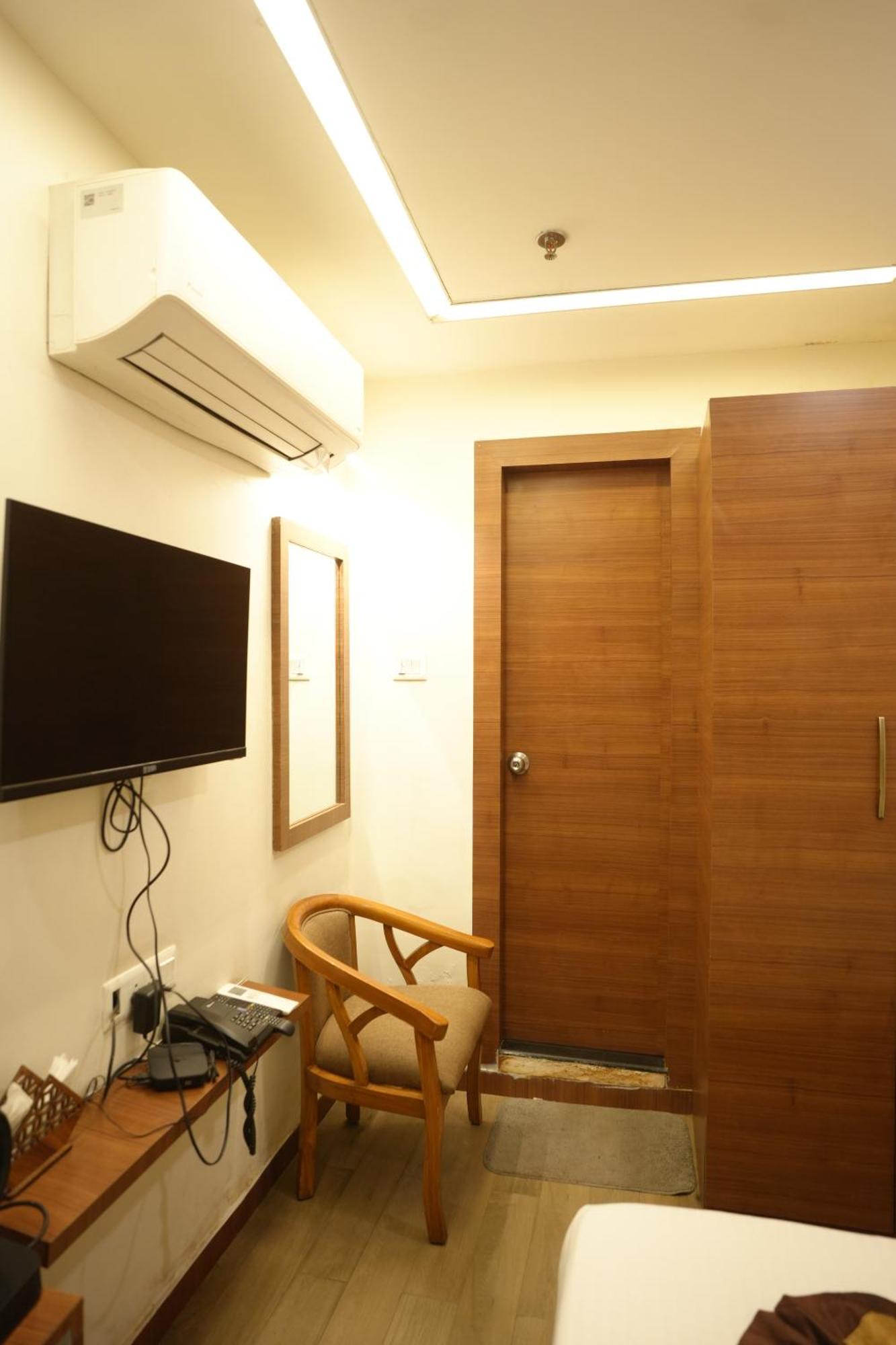 Hotel Silkhouse Premier Danapur المظهر الخارجي الصورة